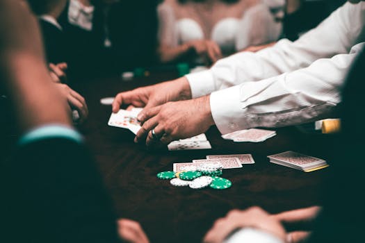 How to beat the dealer with smart blackjack plays