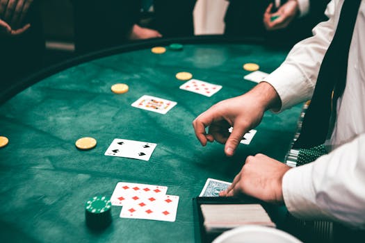 How to beat the dealer with smart blackjack plays